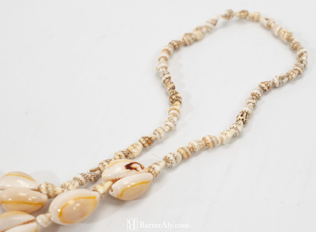 Sea Shell Neckless Authentic Custom Made Large Necklace Used