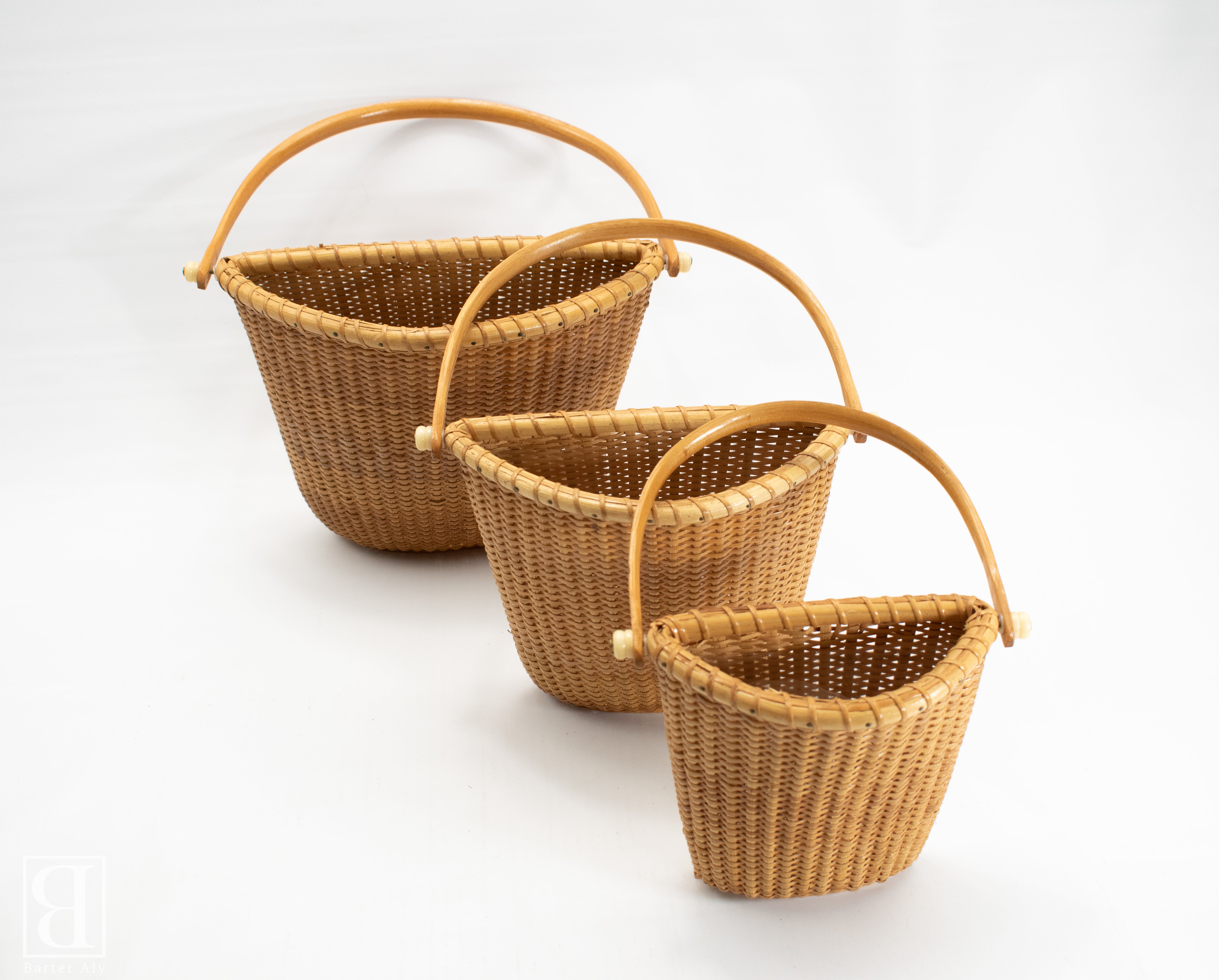 Wicker Basket Vintage Carry Home Decor Set Wicker basket Set of 3 Used