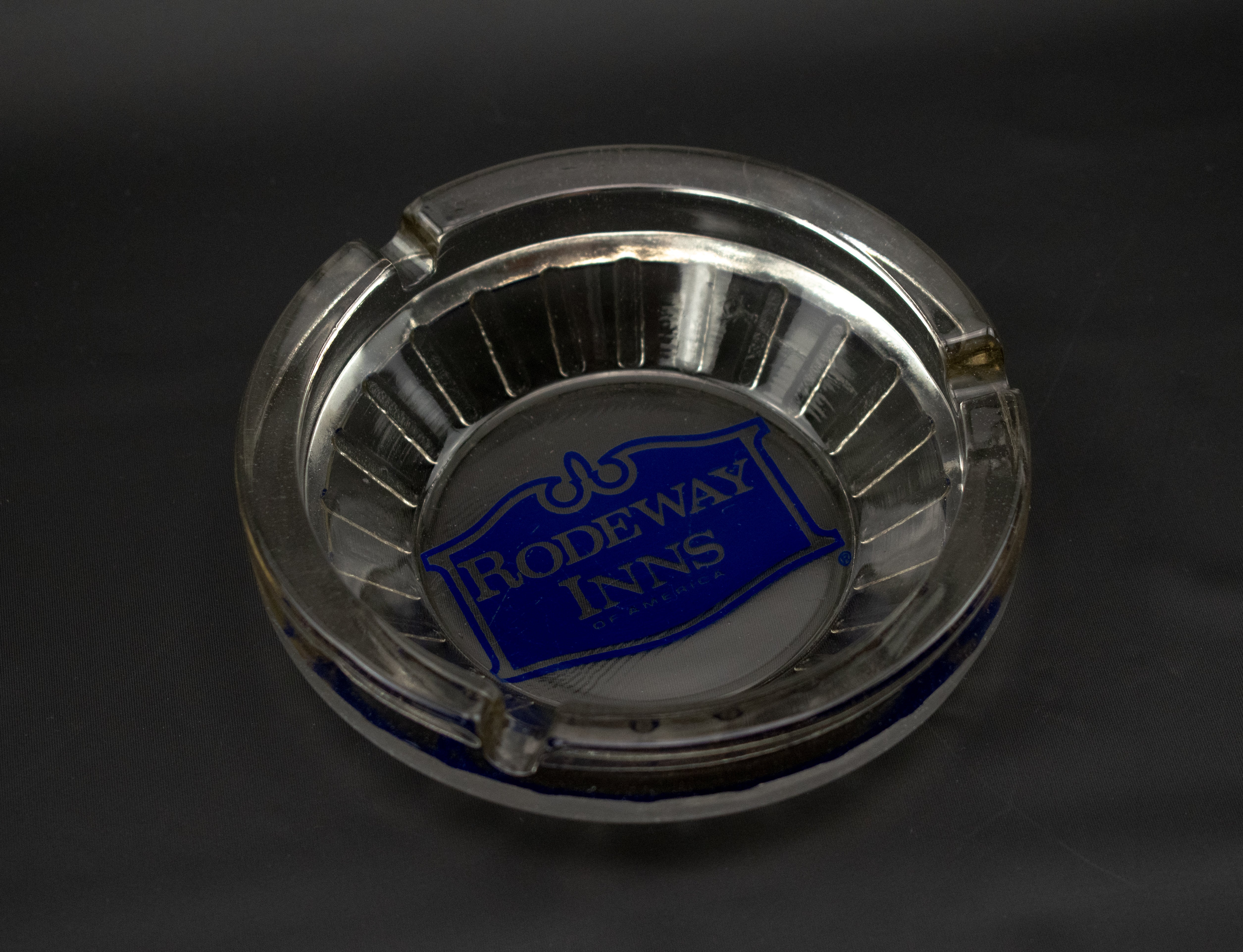 Rodeway Inns Of America ash Tray used clear glass 4 inch Vintage