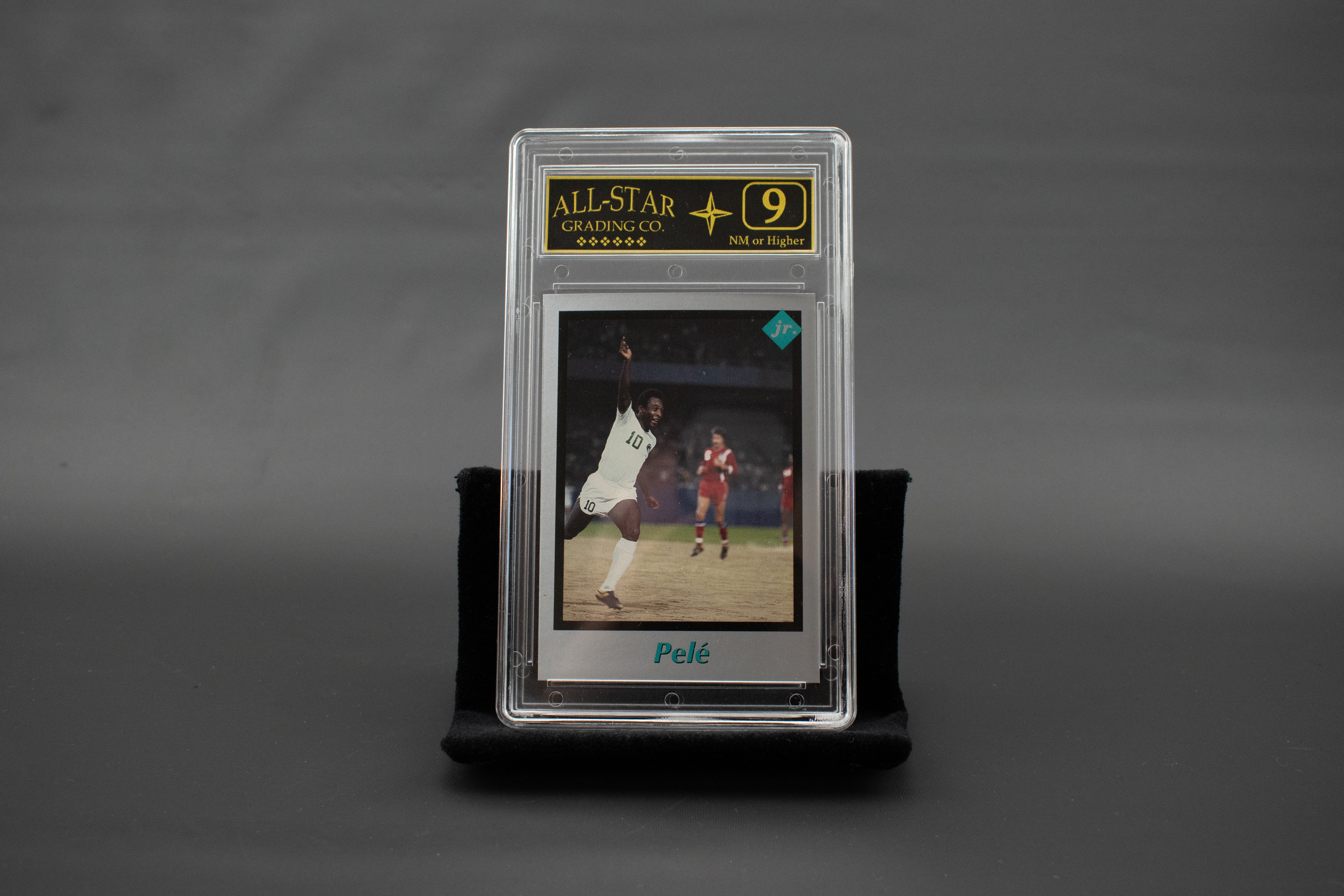 PELE Soccer Card #44 GRADED 9 Nov 1991 TUFF STUFF Jr