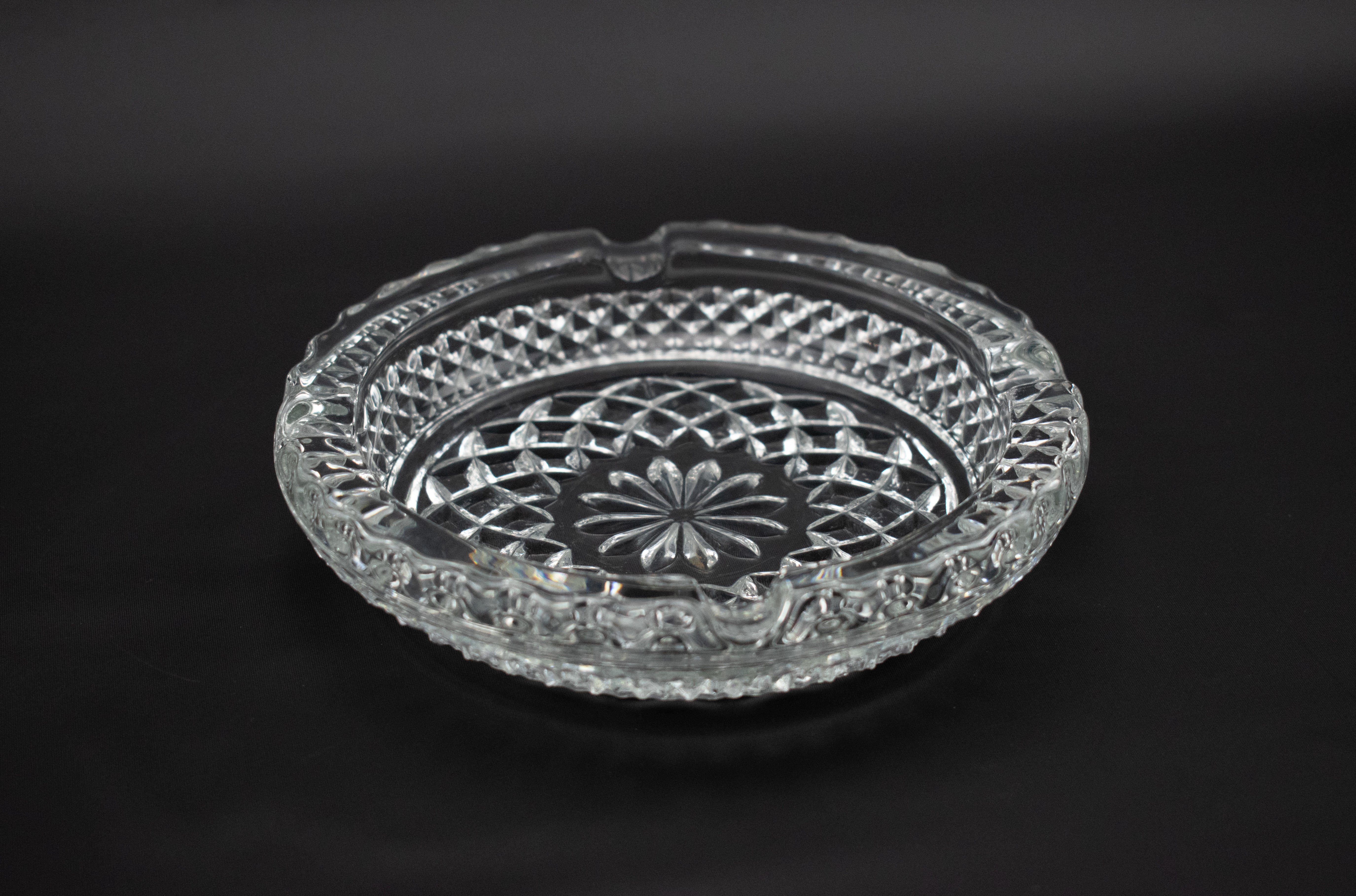 Ashtray Glass Clear Ash Bowl Smoking Used 5 Inch Crystal Decorative Vintage