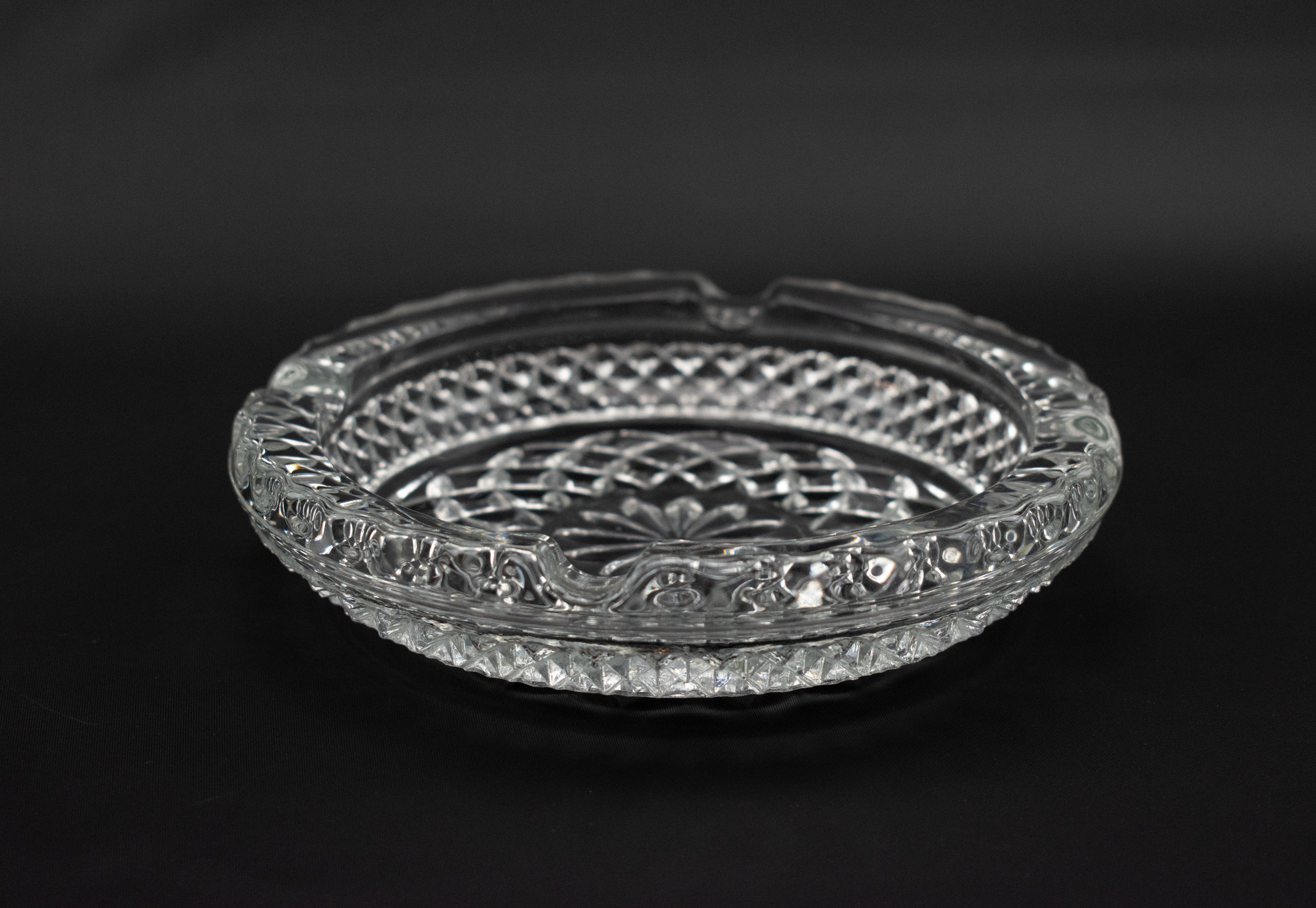 Ashtray Glass Clear Ash Bowl Smoking Used 5 Inch Crystal Decorative Vintage