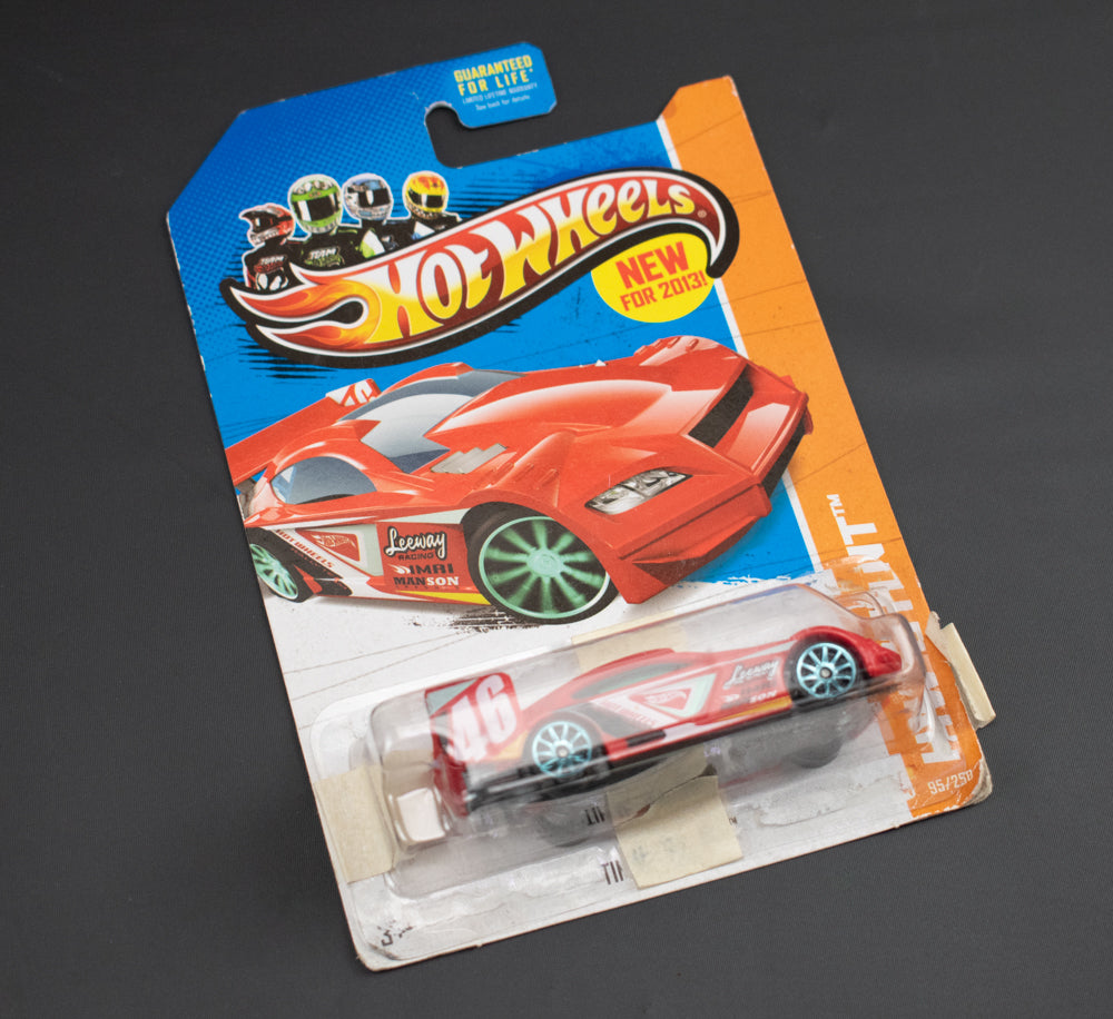 Hot Wheels Die Cast Car Time Tracker HW Stunt Red #46 95/250