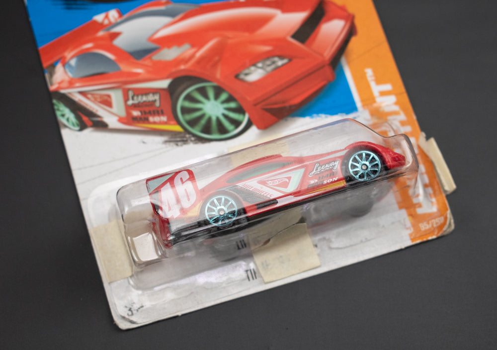 Hot Wheels Die Cast Car Time Tracker HW Stunt Red #46 95/250