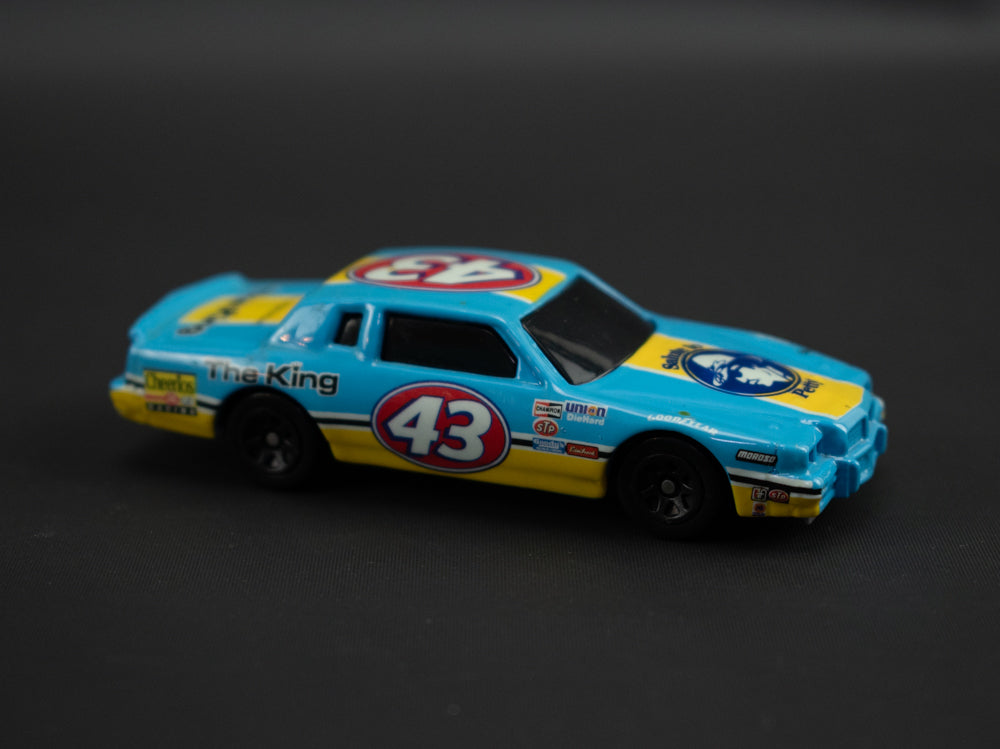 Diecast Nascar Car 1:64 Richard Petty #43 Blue Stock Car 2003