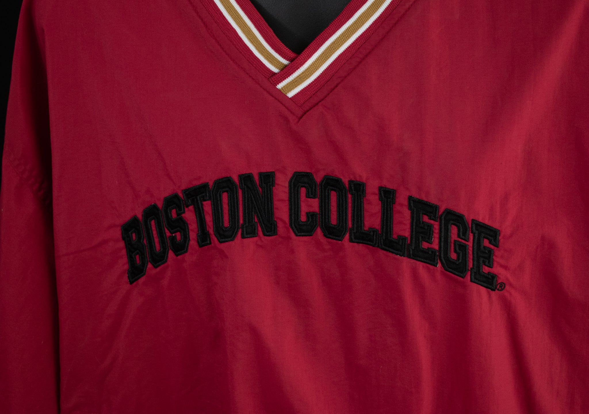 Boston College Mens Pull Over Windbreaker Authentic XL Red Genuine Stuff Vintage