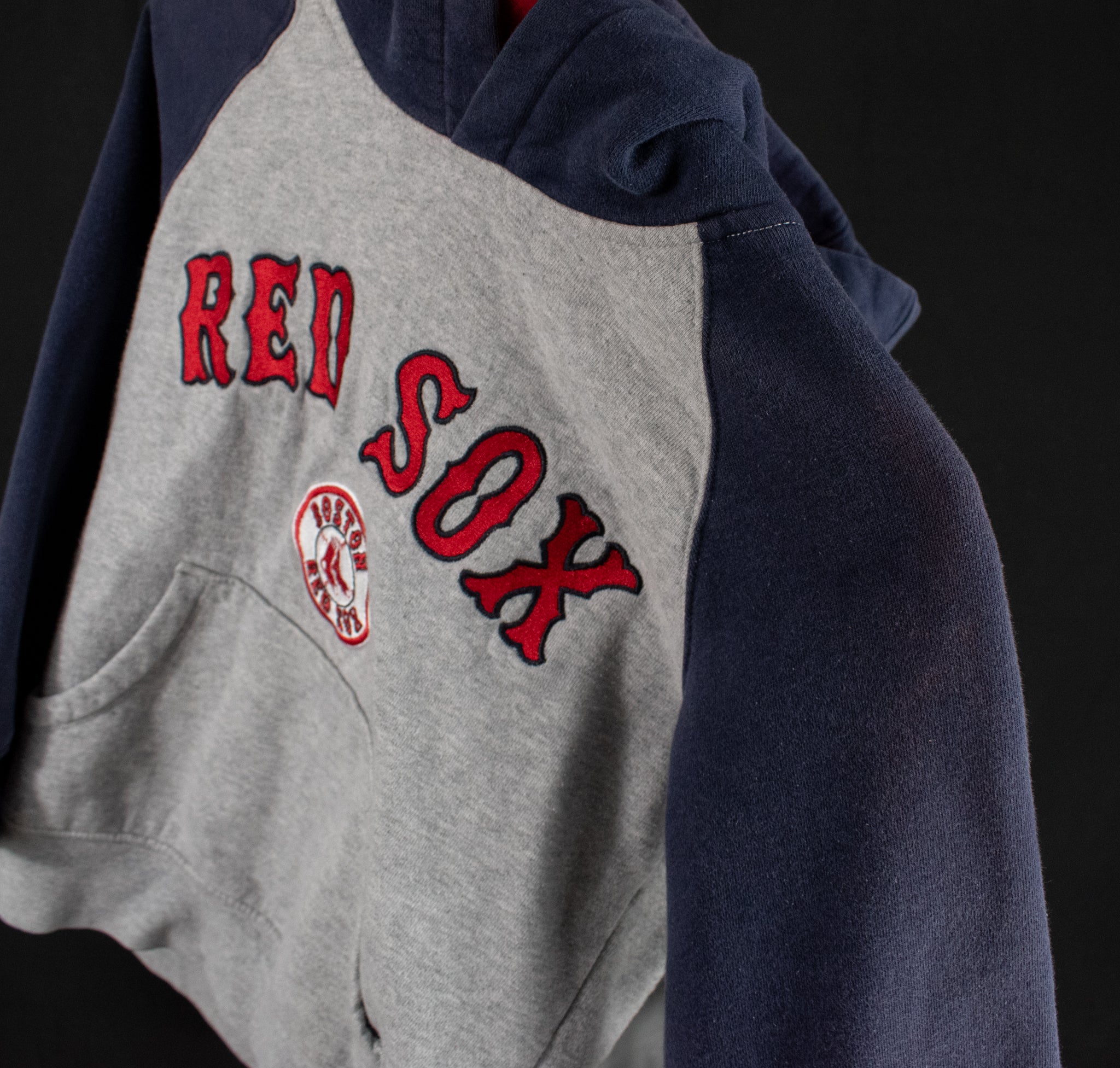 Boston Red Sox MLB Baseball Sweatshirt Kids Youth Blue Gray Boys Pullover Size 8 Used