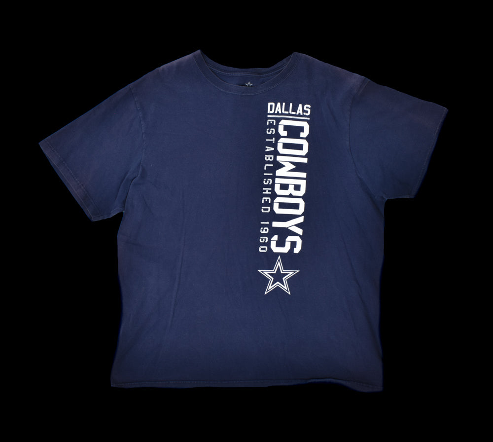 Dallas Cowboys Men t-Shirt XL Mens T-Shirt Used Sun Damaged Shoulders