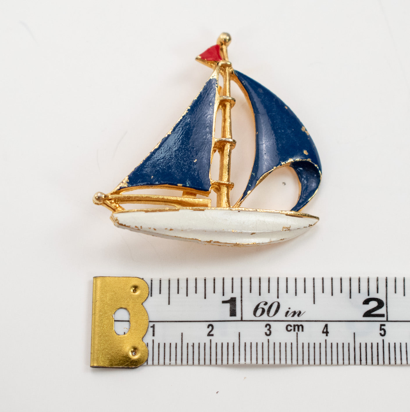 Brooch Pin Sailboat sailing pin collectible latch hooking pin Vintage blue white