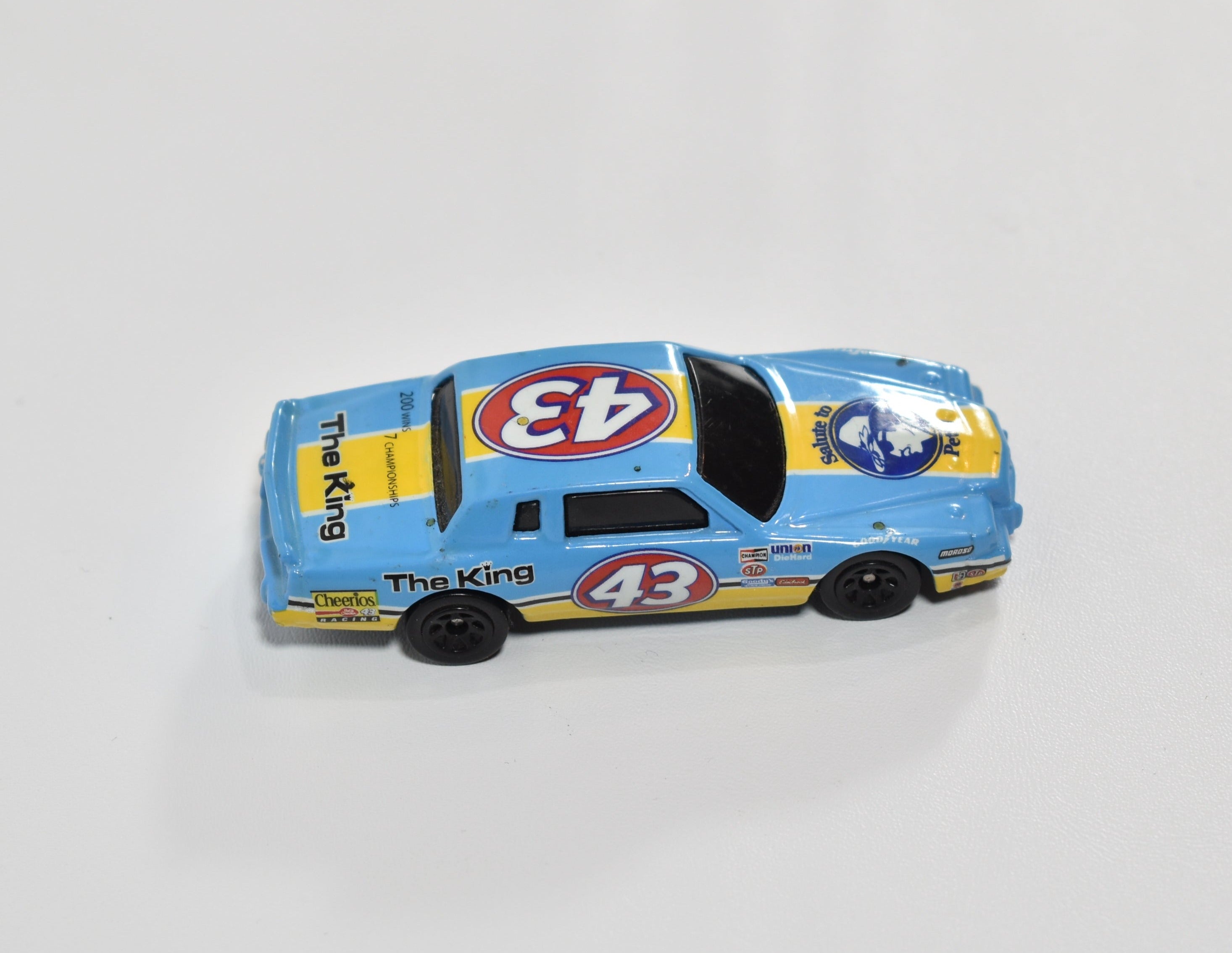 Diecast Nascar Car 1:64 Richard Petty #43 Blue Stock Car 2003