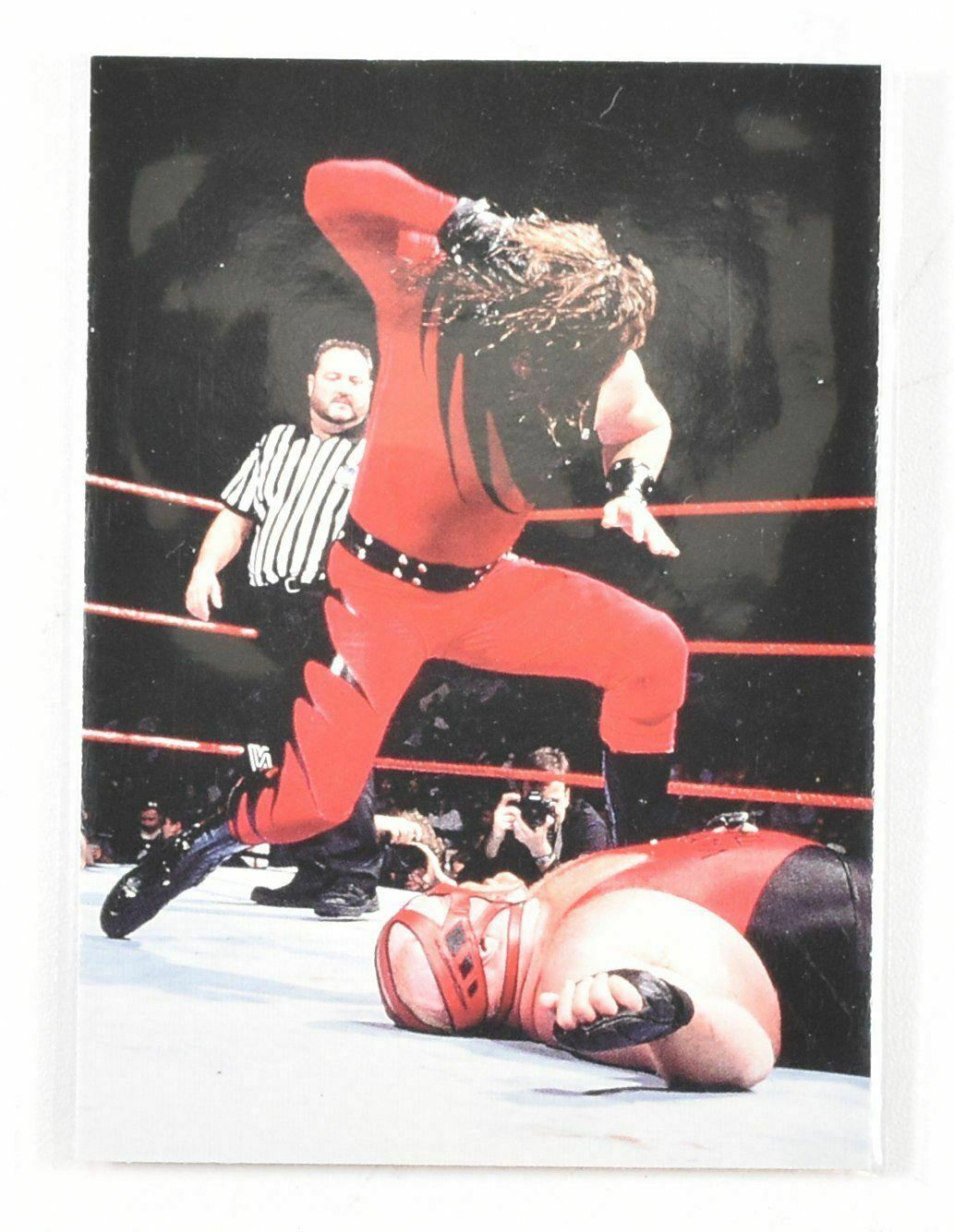 Kane  Super Star Rookie Card 17 WWF Wrestling Cards Comics Image 1998 - 4