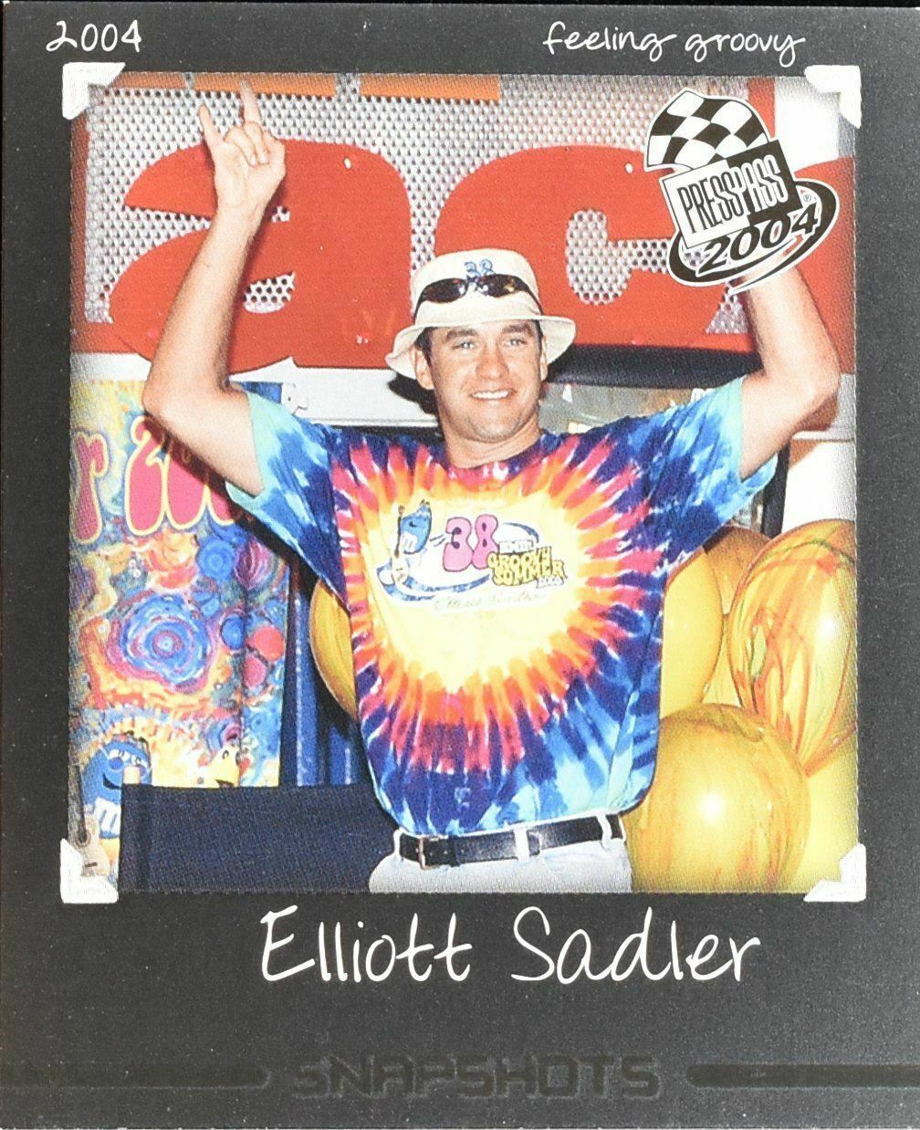 Elliot Sadler SS 22 / 36 Press Pass 2004 Snapshots Nascar Racing Card