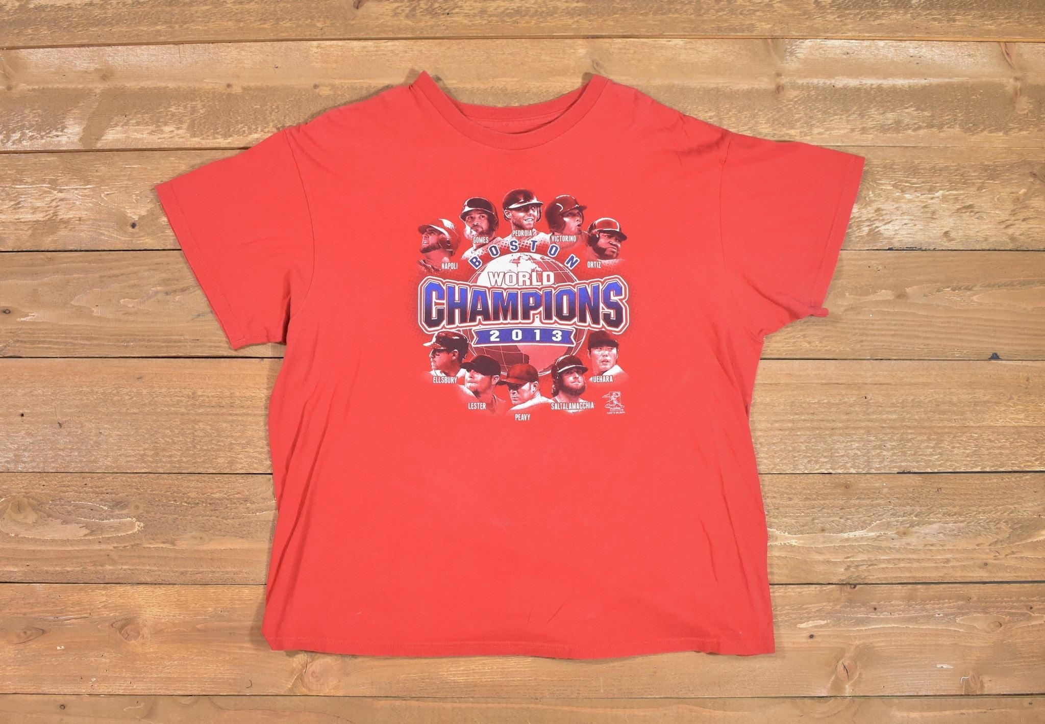 Boston Red Sox XL t-shirt MLB Baseball Team World Champions 2013 used tee