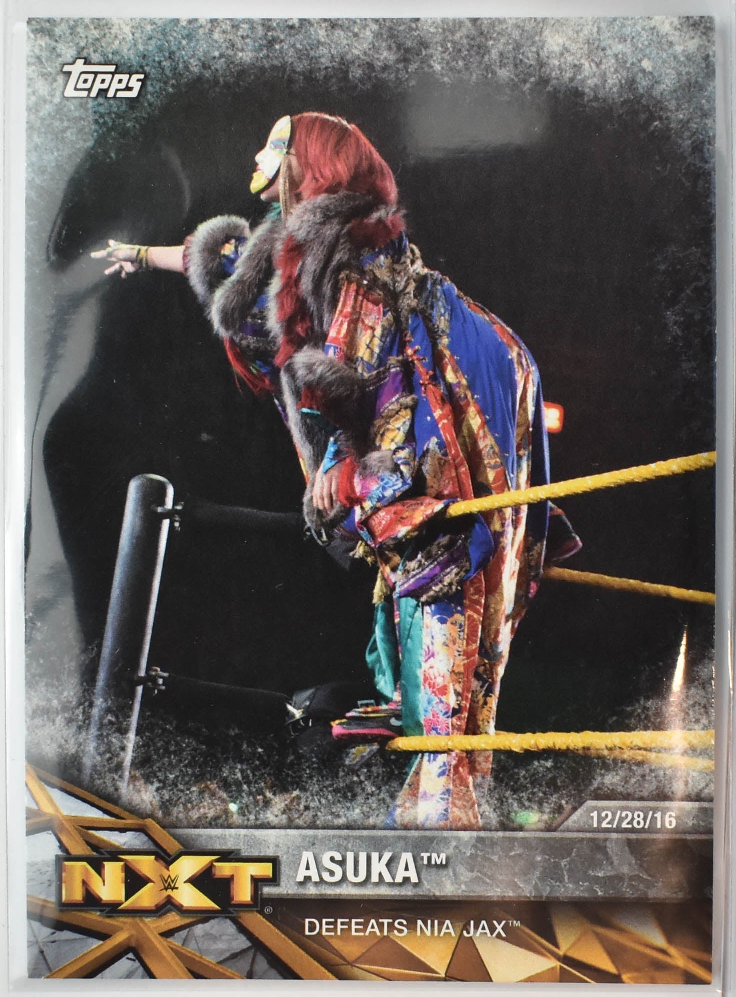 Asuka NXT-25 Topps WWE 2017 Wrestling Card