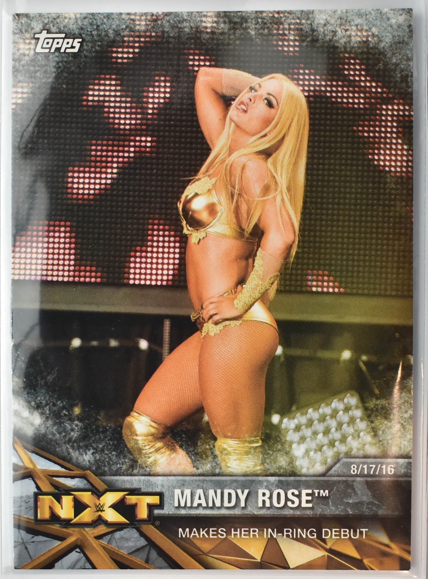 Mandy Rose NXT-19 Topps WWE 2017 Wrestling Card