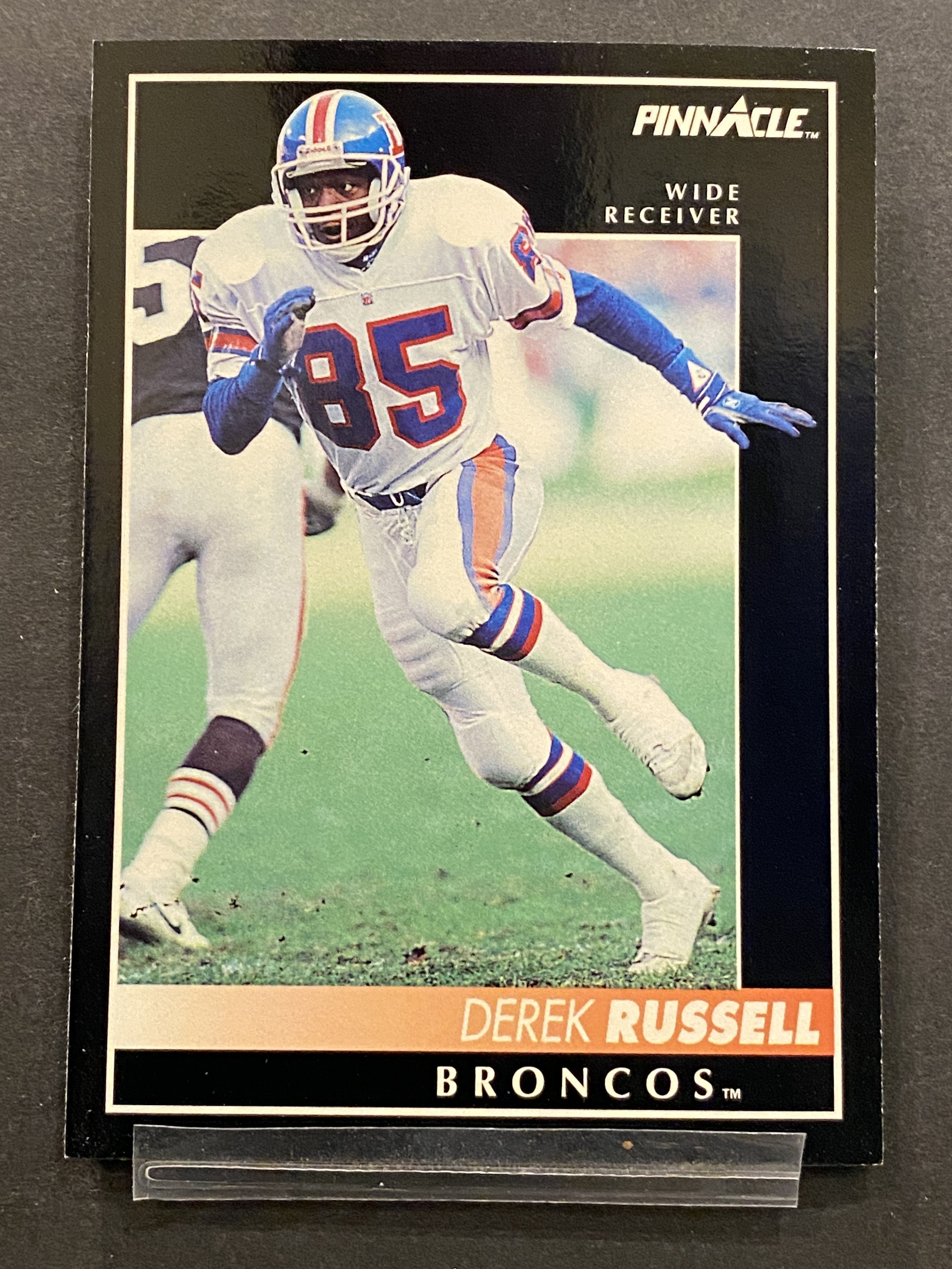 Derek Russell Pinnacle Football Card