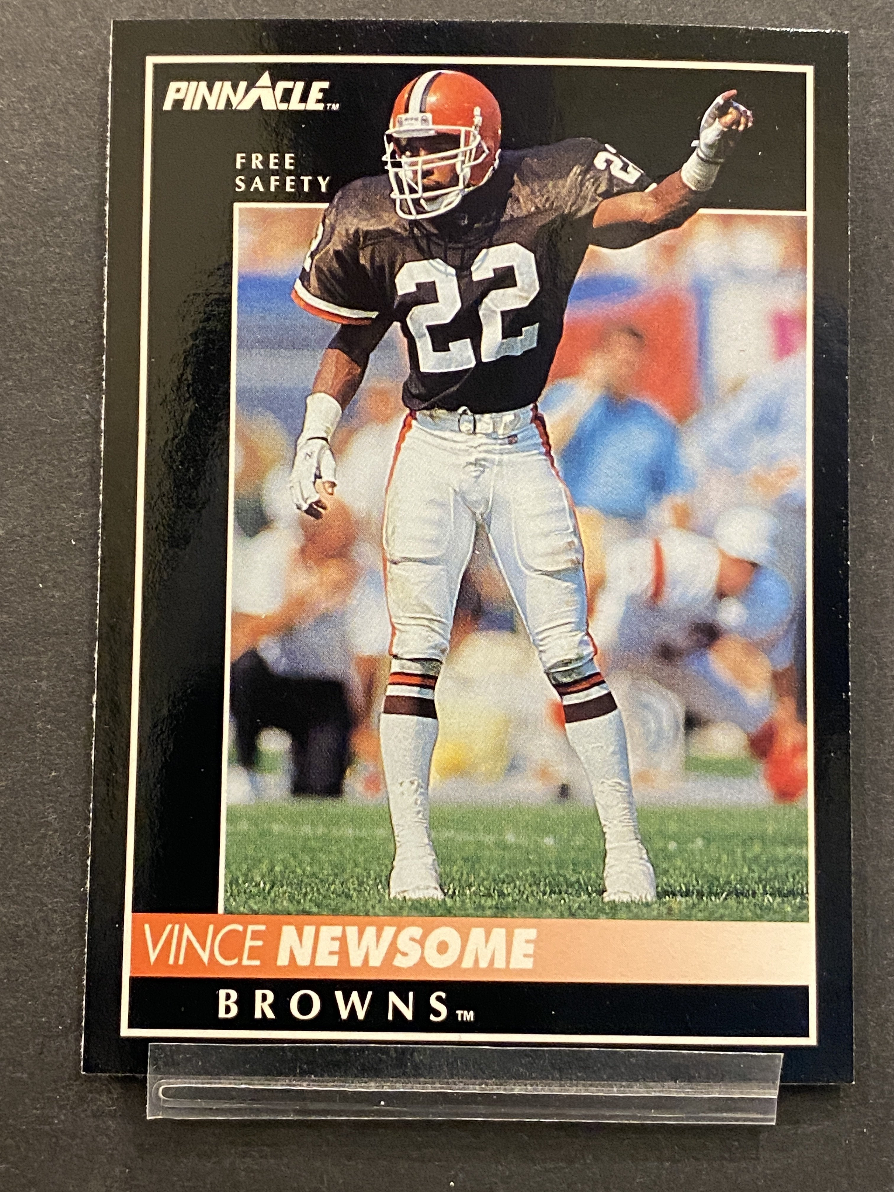 Vince Newsome Pinnacle Football Card