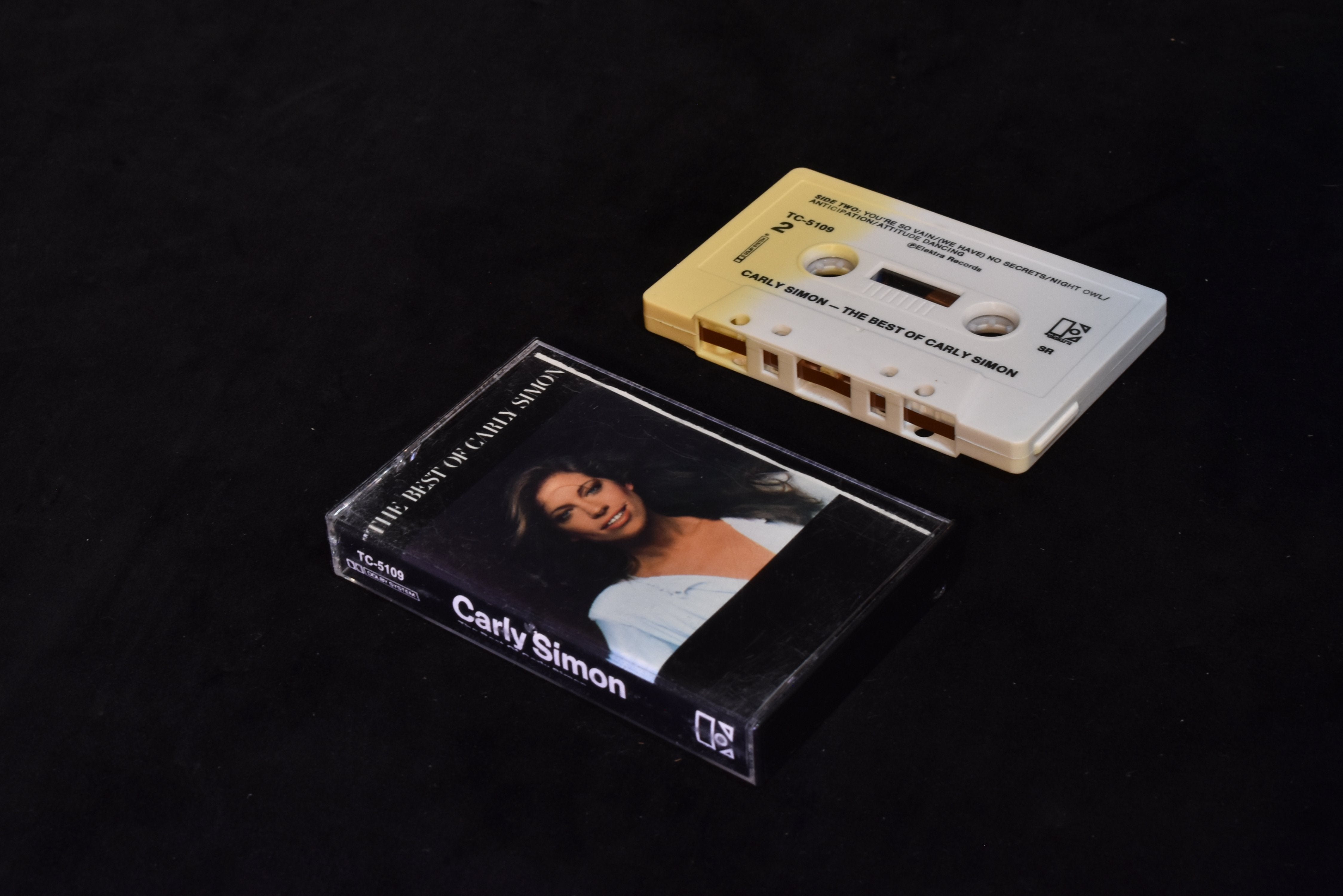 Carly Simon cassette tape used the best of