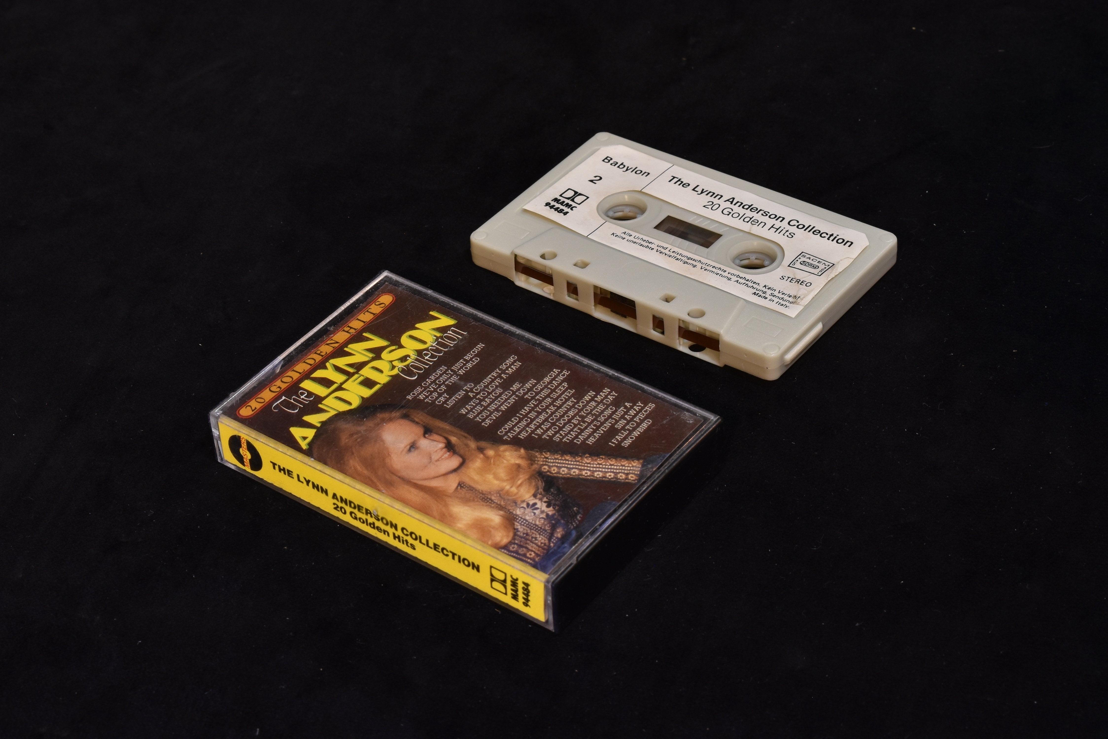 The Lynn Anderson collection 20 golden hits cassette tape used