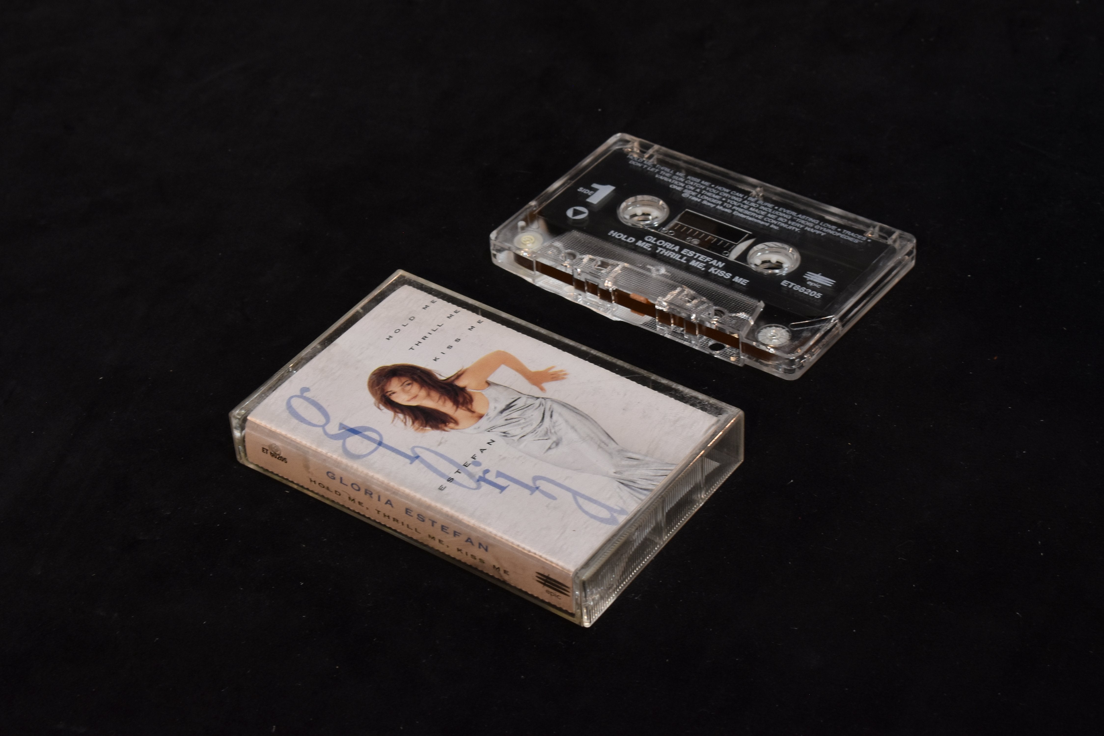 Gloria Estefan hold me thrill me kiss me cassette tape