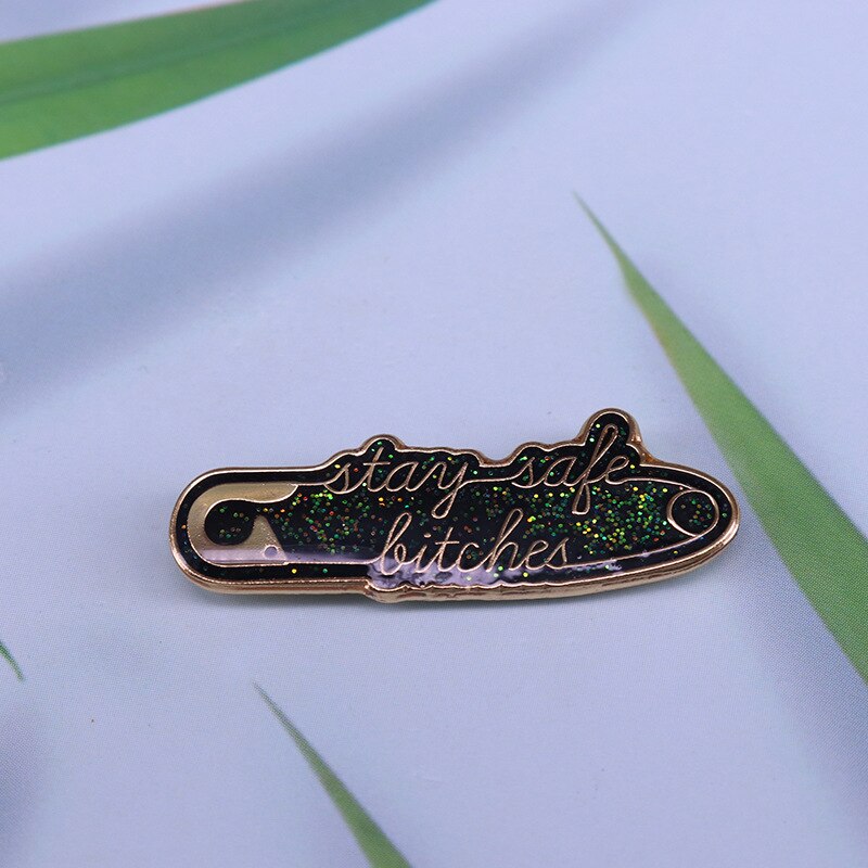 "Stay safe"-beautiful brooch flashing pin