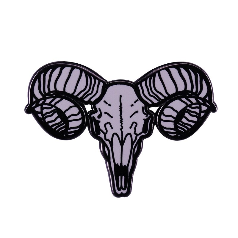 Sacred Ram Skull Brooch Black Gothic Skull Badge Symbolizes Lifelong Protection and Tenacity