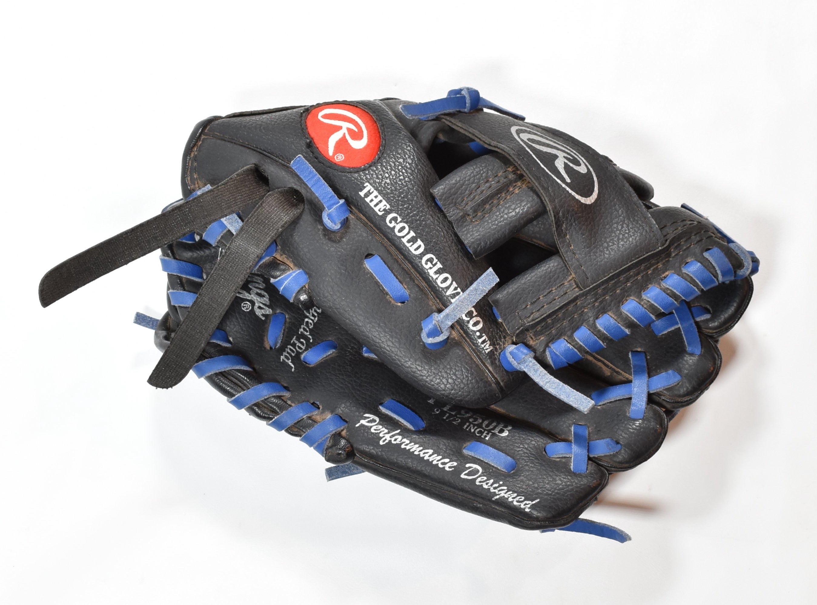 Rawlings 9.5 PL95oB Blue and black baseball glove kids T-ball used Right handed.